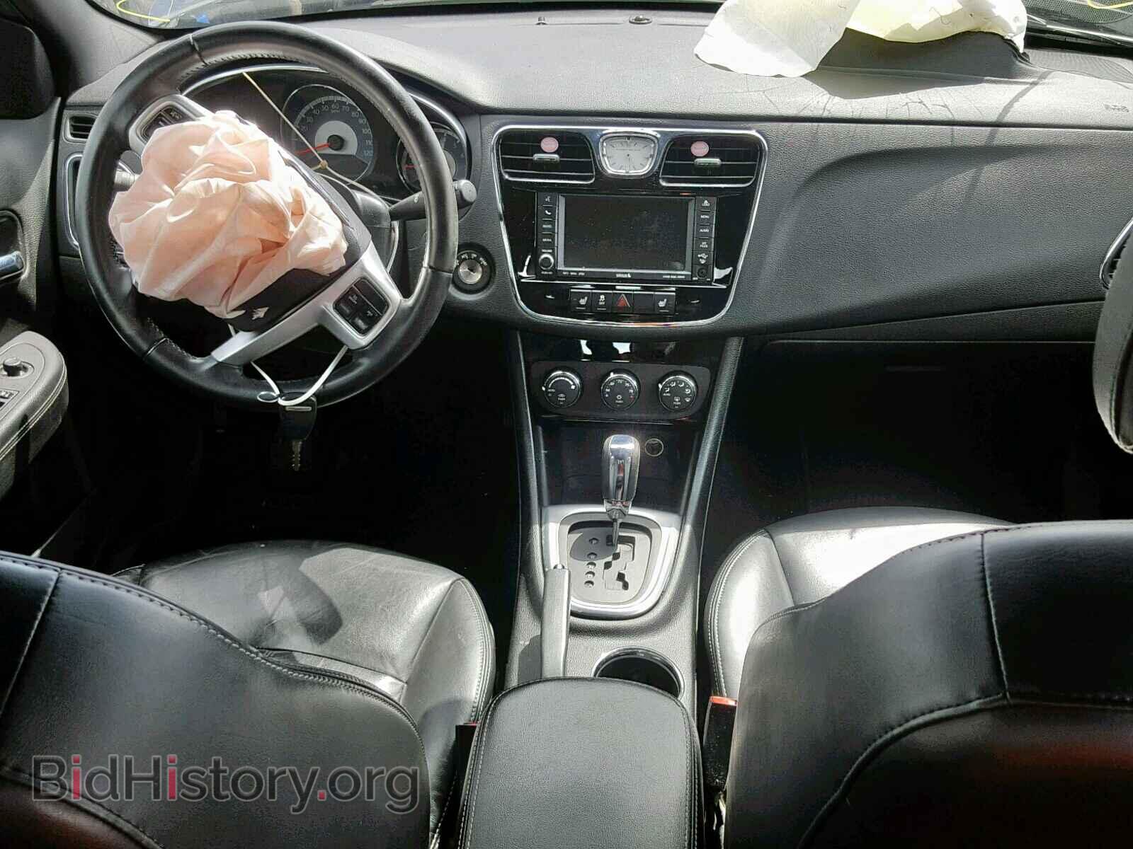 2011 CHRYSLER 200 - VIN: 1C3BC2FG1BN596925 - Фото 9