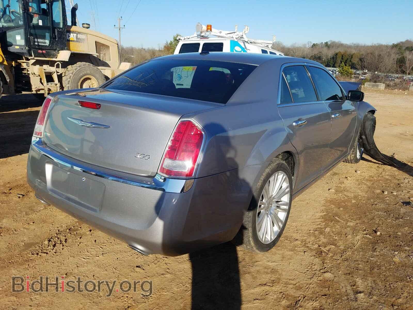 2011 CHRYSLER 300 - VIN: 2C3CA5CG5BH563046 - Фото 4