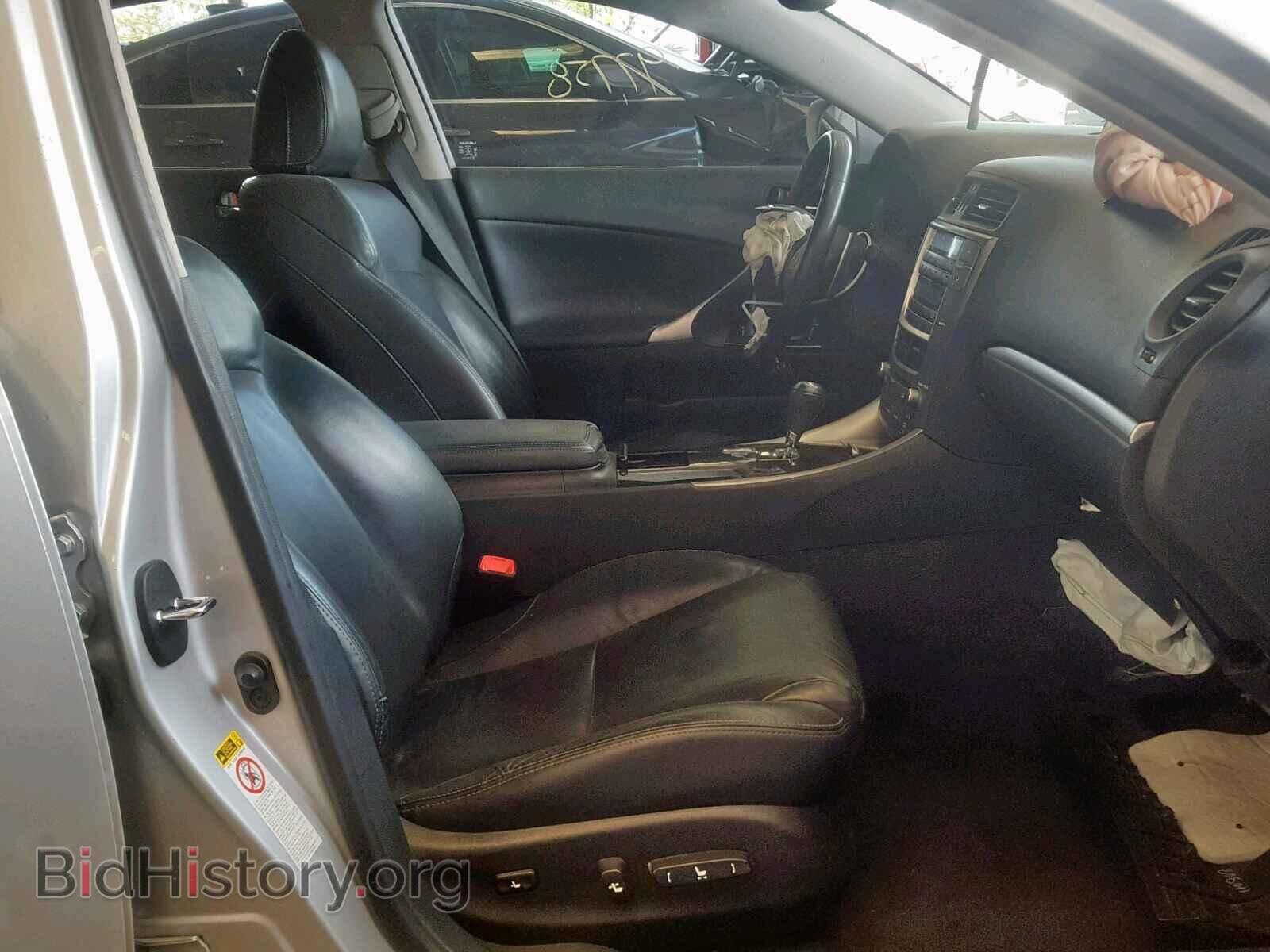 2011 LEXUS IS - VIN: JTHBF5C23B5156409 - Фото 5
