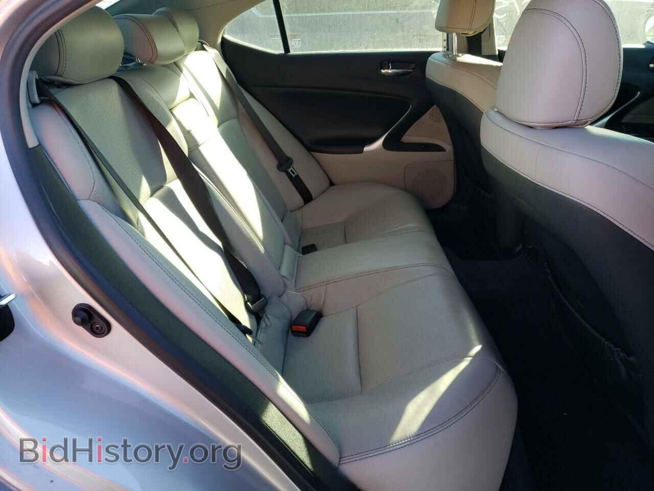 2011 LEXUS IS - VIN: JTHBF5C21B2100762 - Photo 6