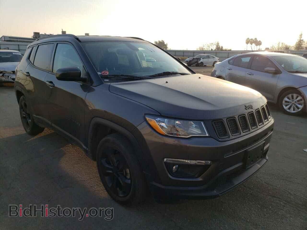 Photo 3C4NJCBB5JT409540 - JEEP COMPASS 2018
