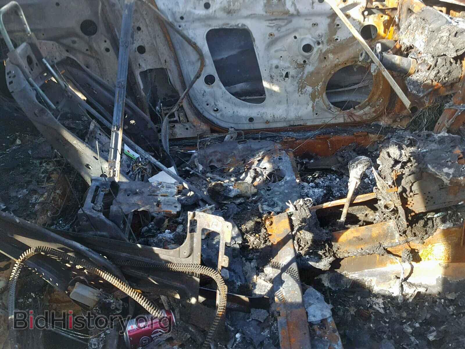 2014 AUDI A4 - VIN: WAUBFAFL1EA058857 - Фото 5