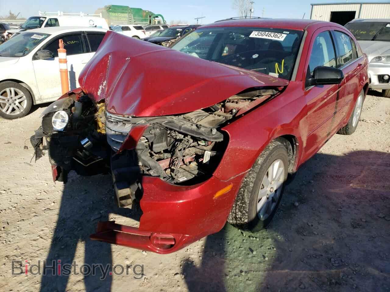 2010 CHRYSLER SEBRING - VIN: 1C3CC4FB1AN153869 - Фото 2