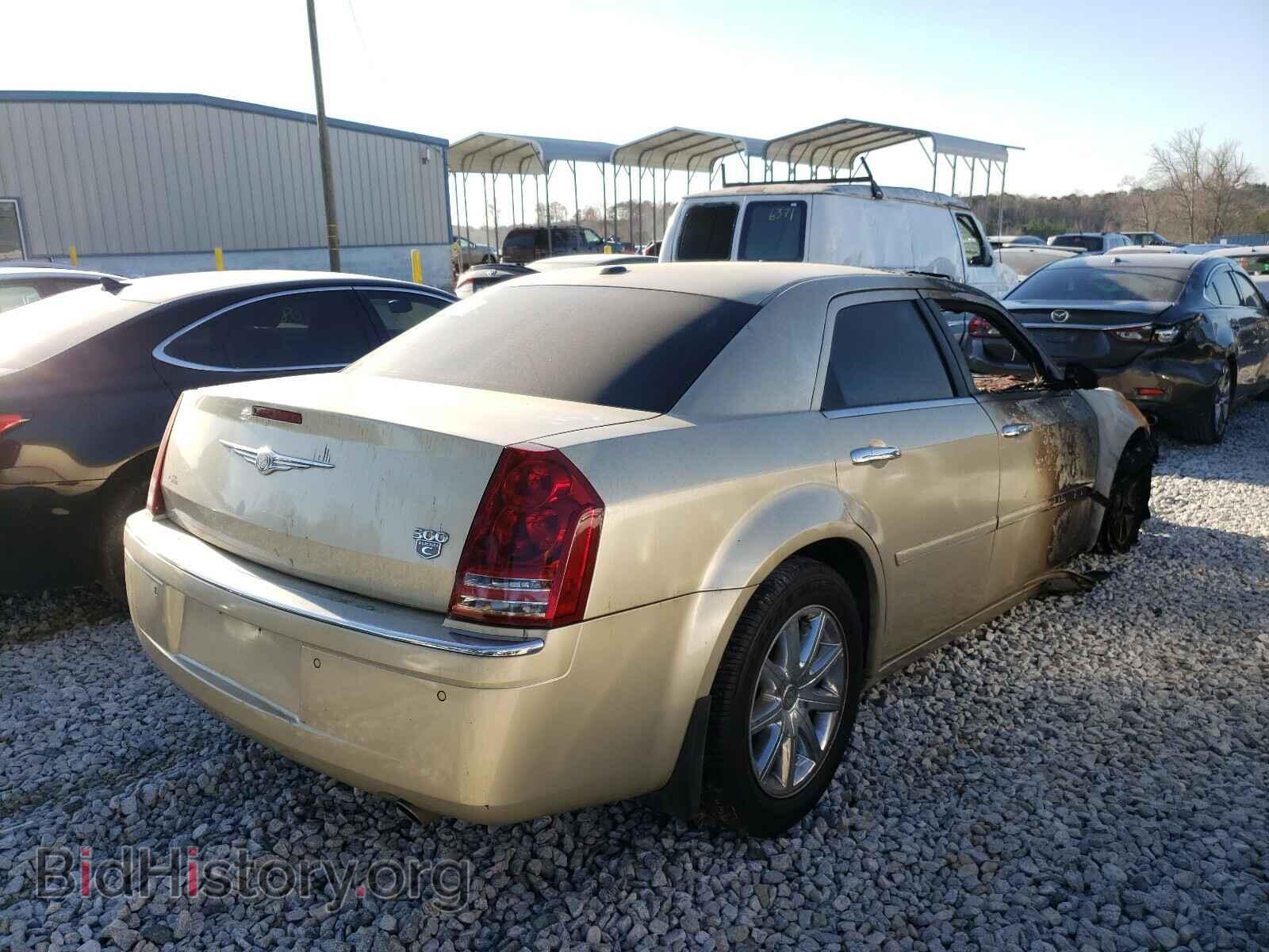 2010 CHRYSLER 300 - VIN: 2C3CA6CTXAH153859 - Фото 4