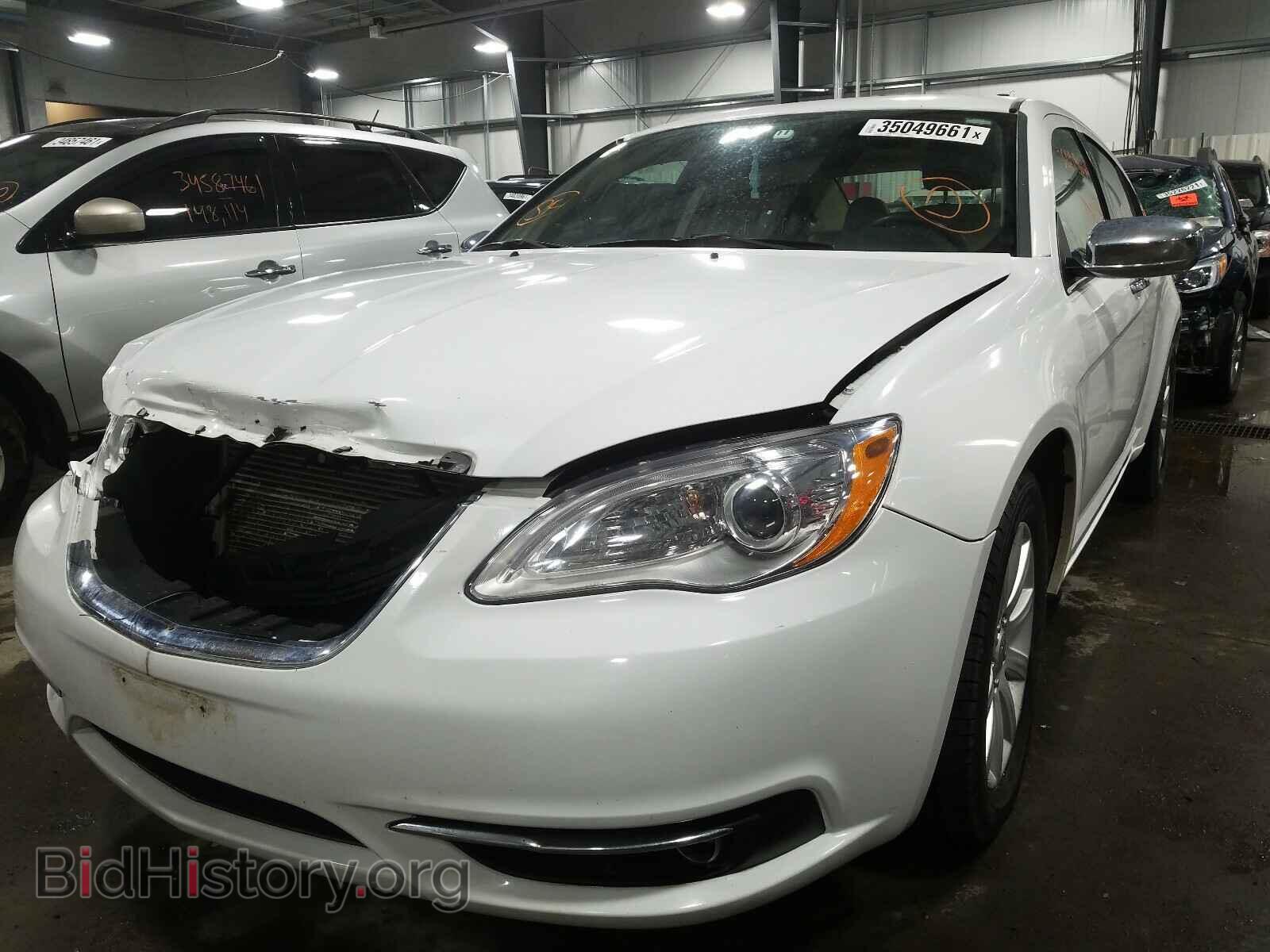 2013 CHRYSLER 200 - VIN: 1C3CCBCG7DN754924 - Фото 2