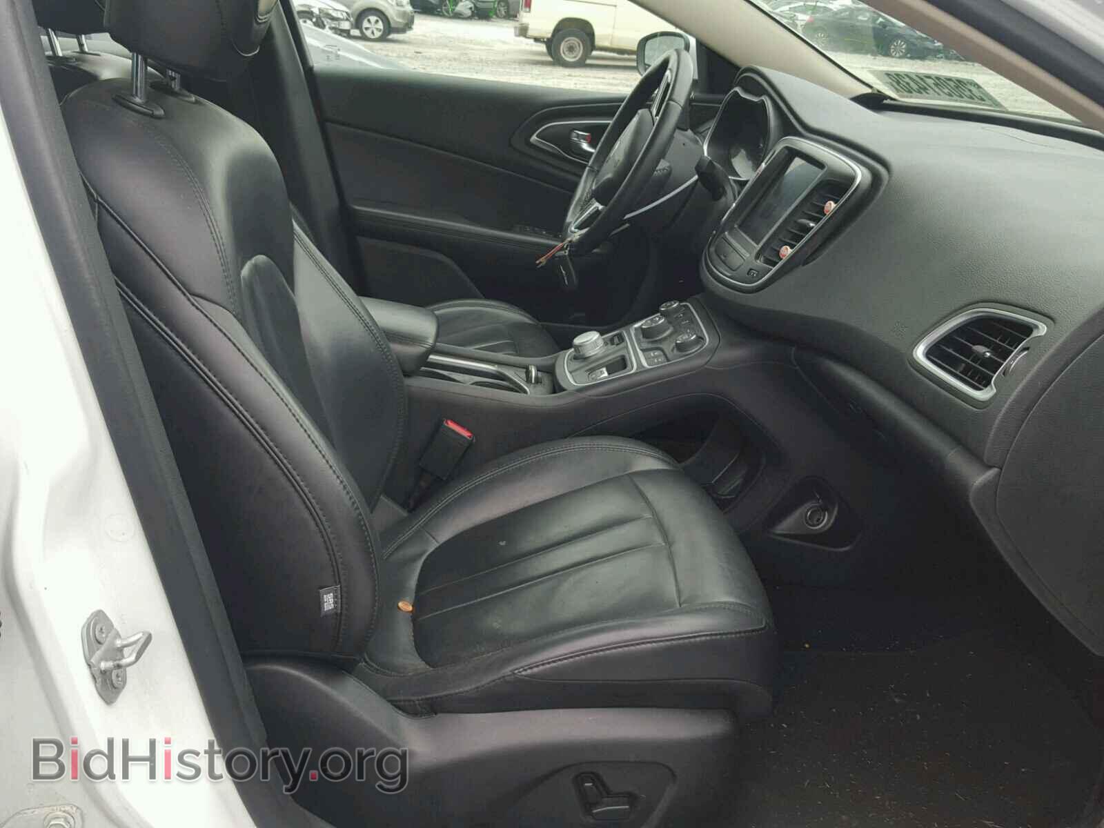 2016 CHRYSLER 200 - VIN: 1C3CCCAG5GN184788 - Фото 5