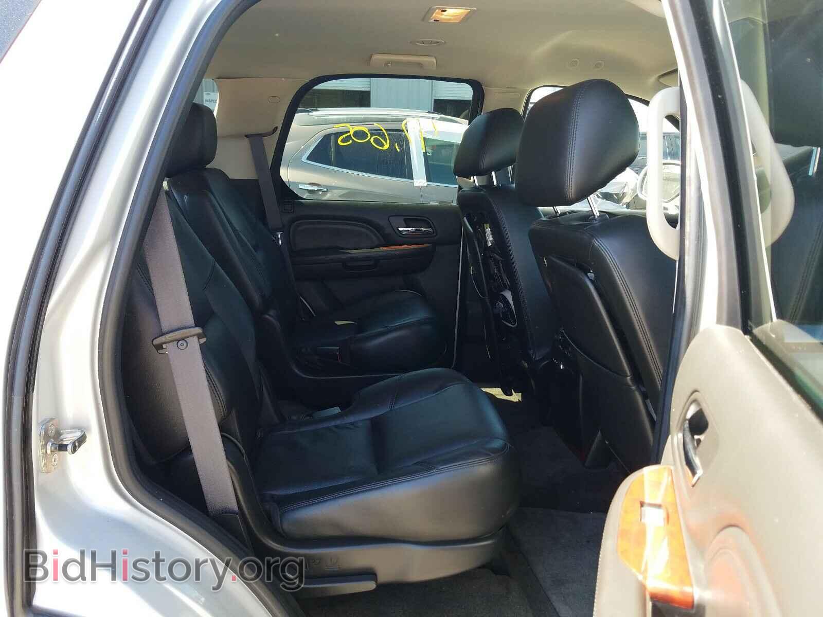 2011 CADILLAC ESCALADE - VIN: 1GYS3AEF1BR312761 - Фото 6
