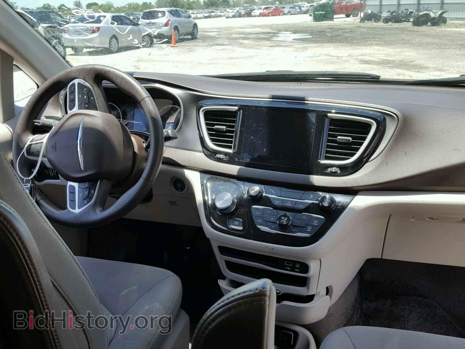 2017 CHRYSLER PACIFICA T - VIN: 2C4RC1DG5HR516691 - Photo 9