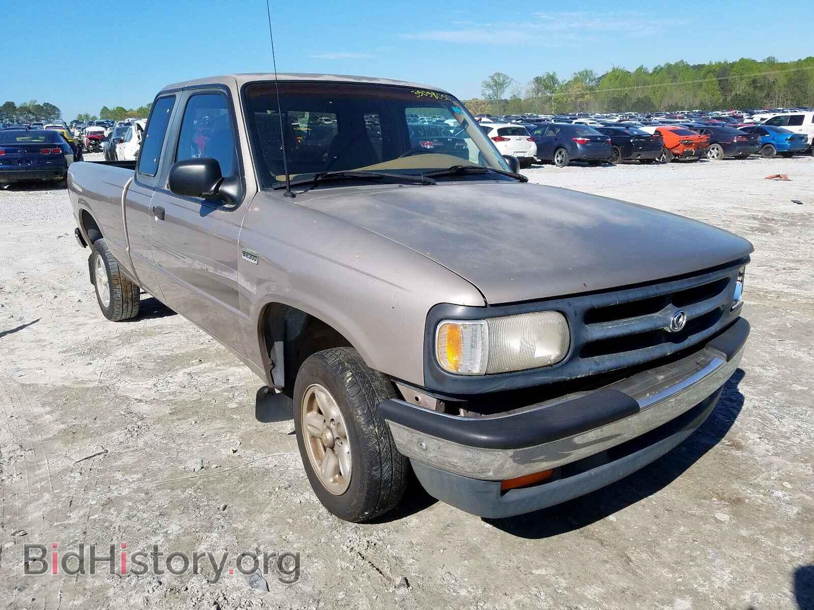 Photo 4F4CR16A1TTM46659 - MAZDA B2300 1996