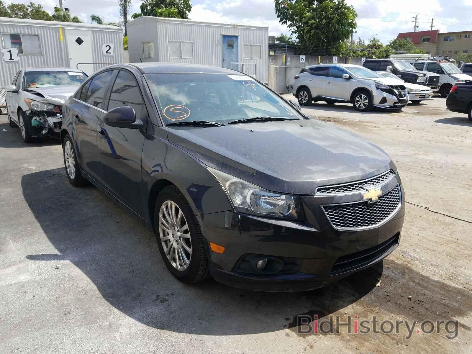 Photo 1G1PJ5SB1E7133929 - CHEVROLET CRUZE 2014