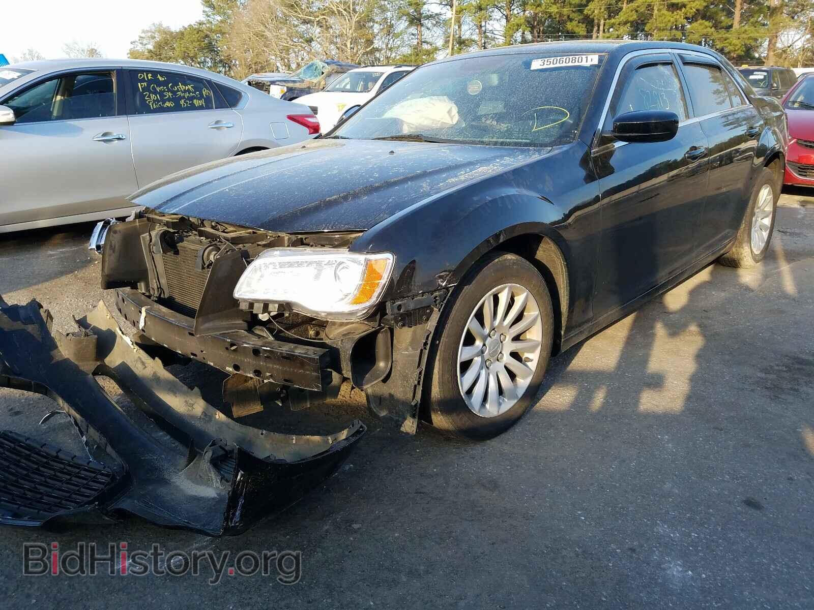 2014 CHRYSLER 300 - VIN: 2C3CCAAG4EH156765 - Фото 2