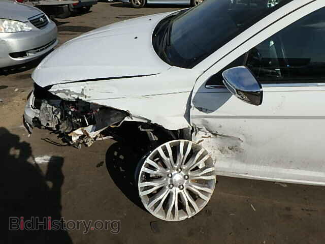 2012 CHRYSLER 200 - VIN: 1C3CCBCGXCN213235 - Фото 10