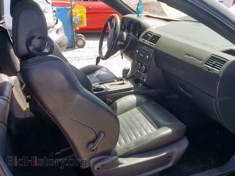 2010 Dodge CHALLENGER (VIN 2B3CJ5DT8AH113964) — photo 5 of 10