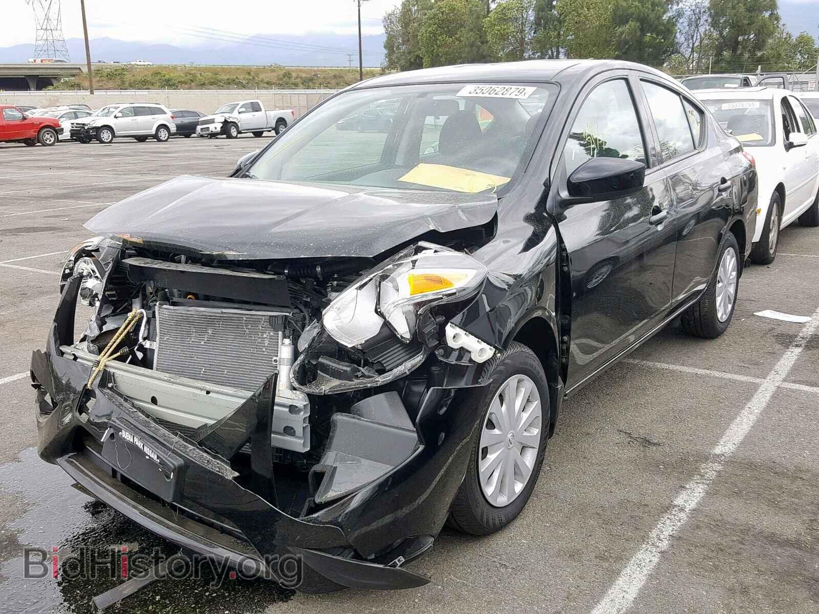 2019 NISSAN VERSA - VIN: 3N1CN7AP3KL806698 - Фото 2