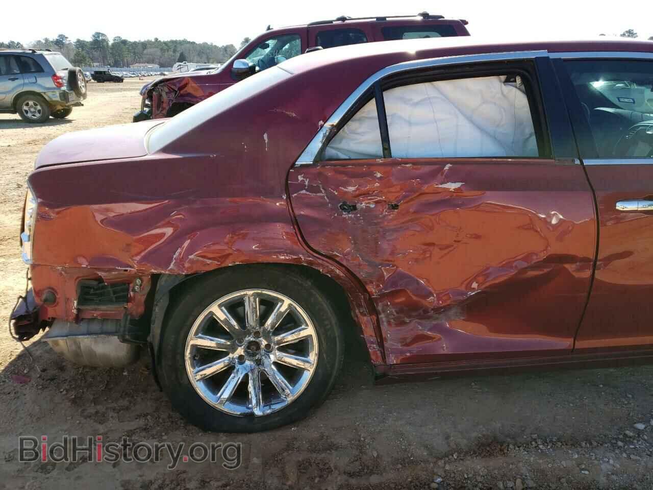 2014 CHRYSLER 300 - VIN: 2C3CCAET4EH263144 - Фото 9