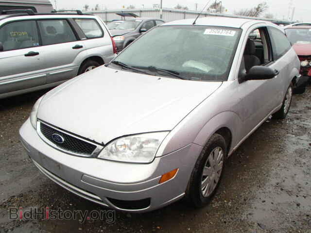 2005 FORD FOCUS - VIN: 3FAFP31N95R162384 - Фото 2
