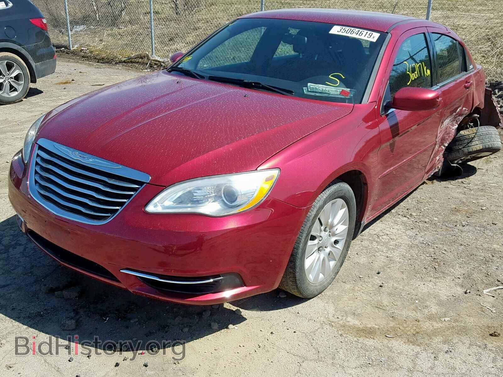 2011 CHRYSLER 200 - VIN: 1C3BC4FB1BN542833 - Фото 2