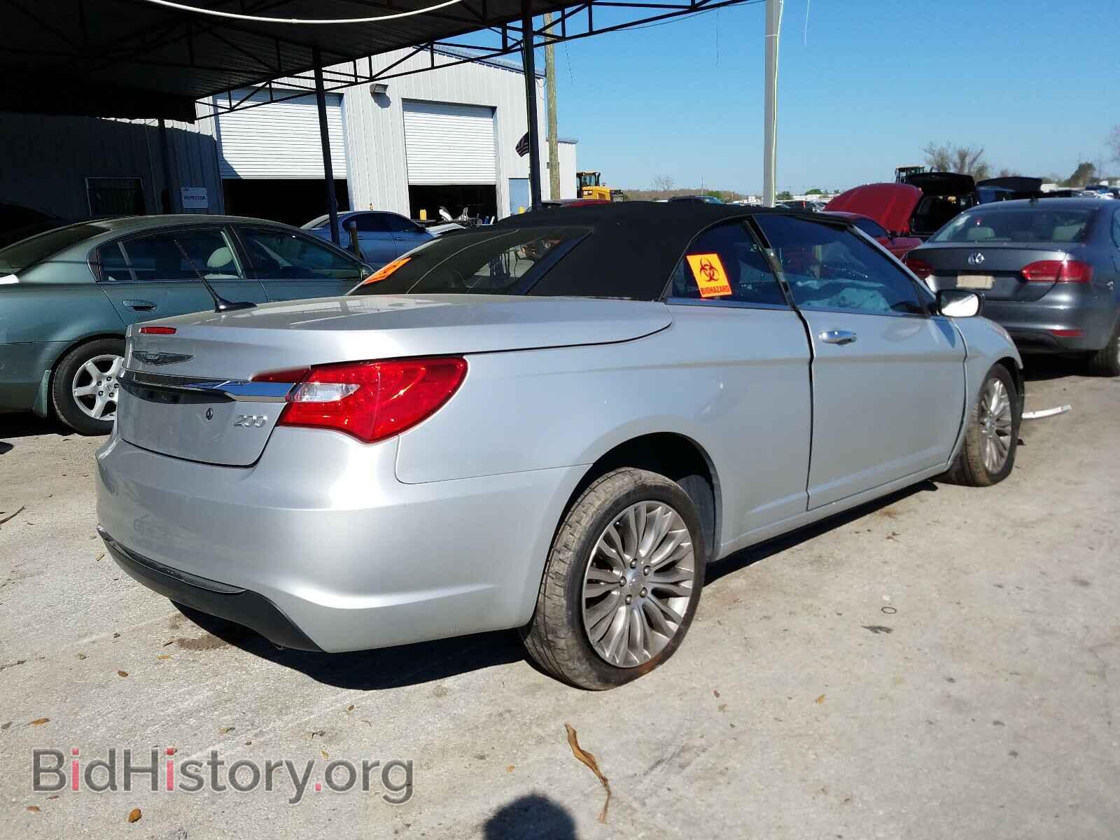 2012 CHRYSLER 200 - VIN: 1C3BCBFG4CN279805 - Фото 4