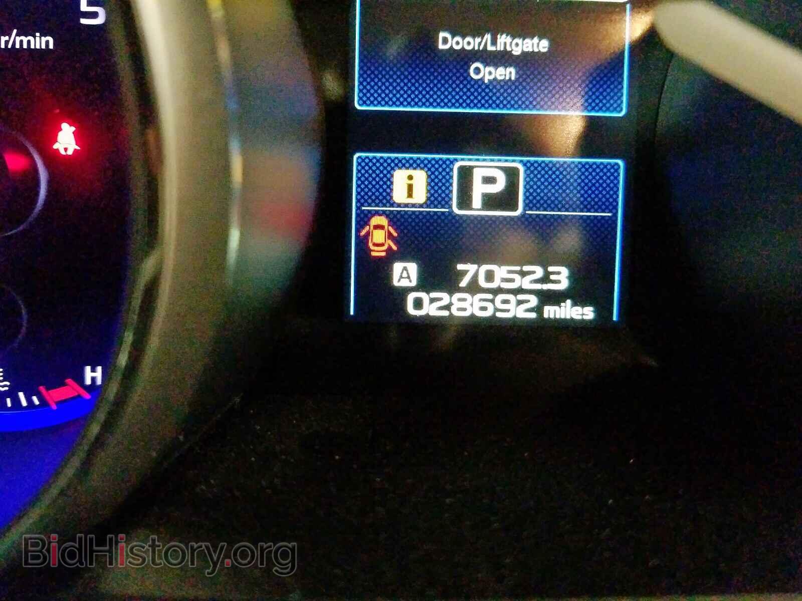 2018 SUBARU OUTBACK - VIN: 4S4BSACC3J3206567 - Photo 8