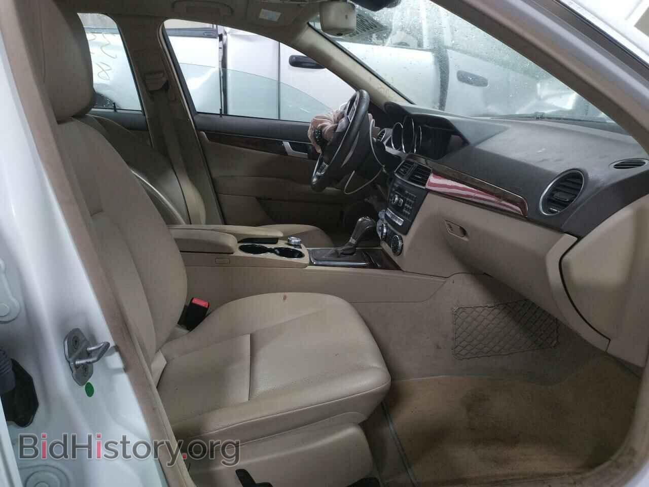 2013 MERCEDES-BENZ C-CLASS - VIN: WDDGF8AB5DR257559 - Фото 5