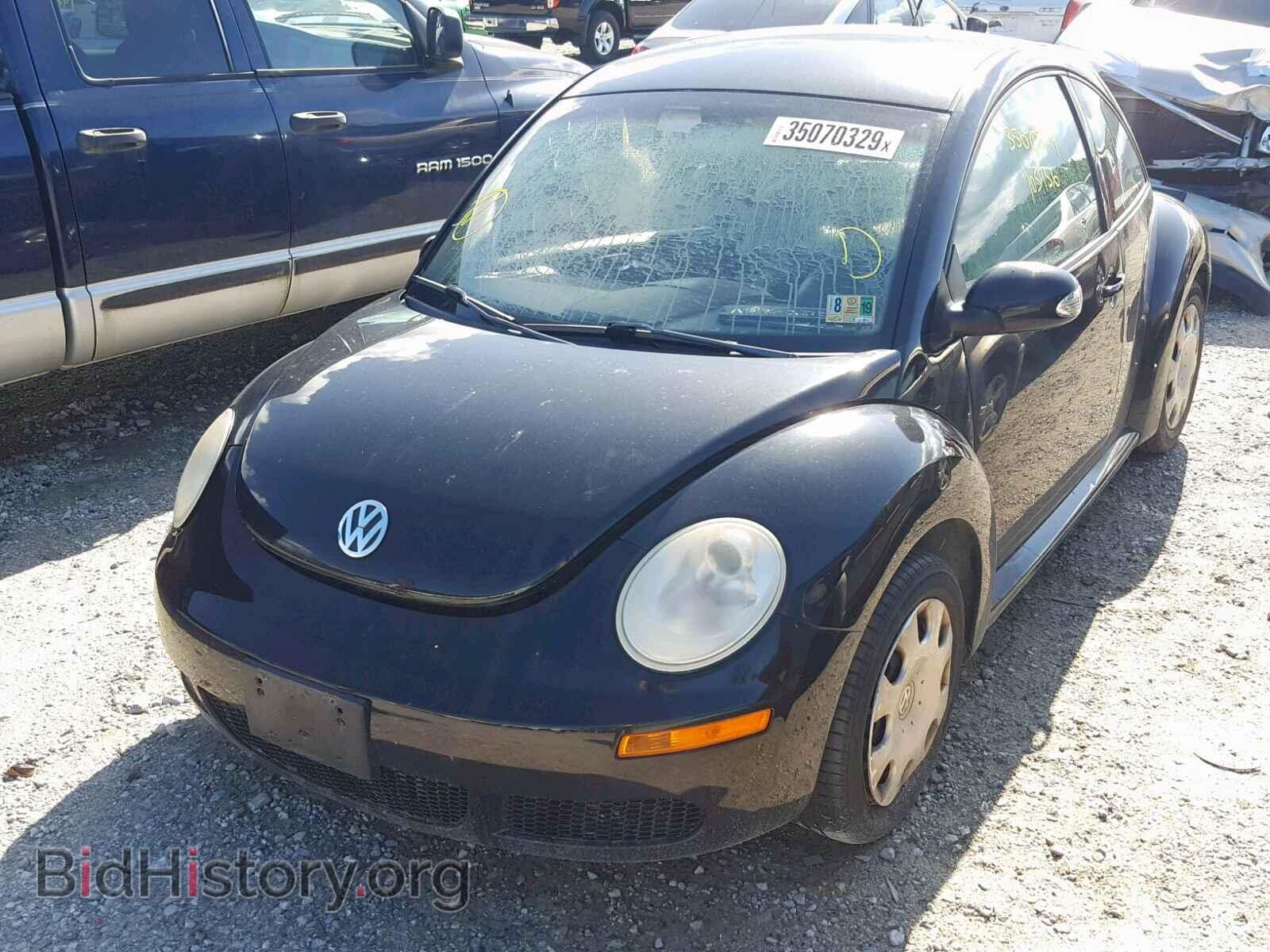 2010 VOLKSWAGEN BEETLE - VIN: 3VWPG3AG2AM018373 - Фото 2