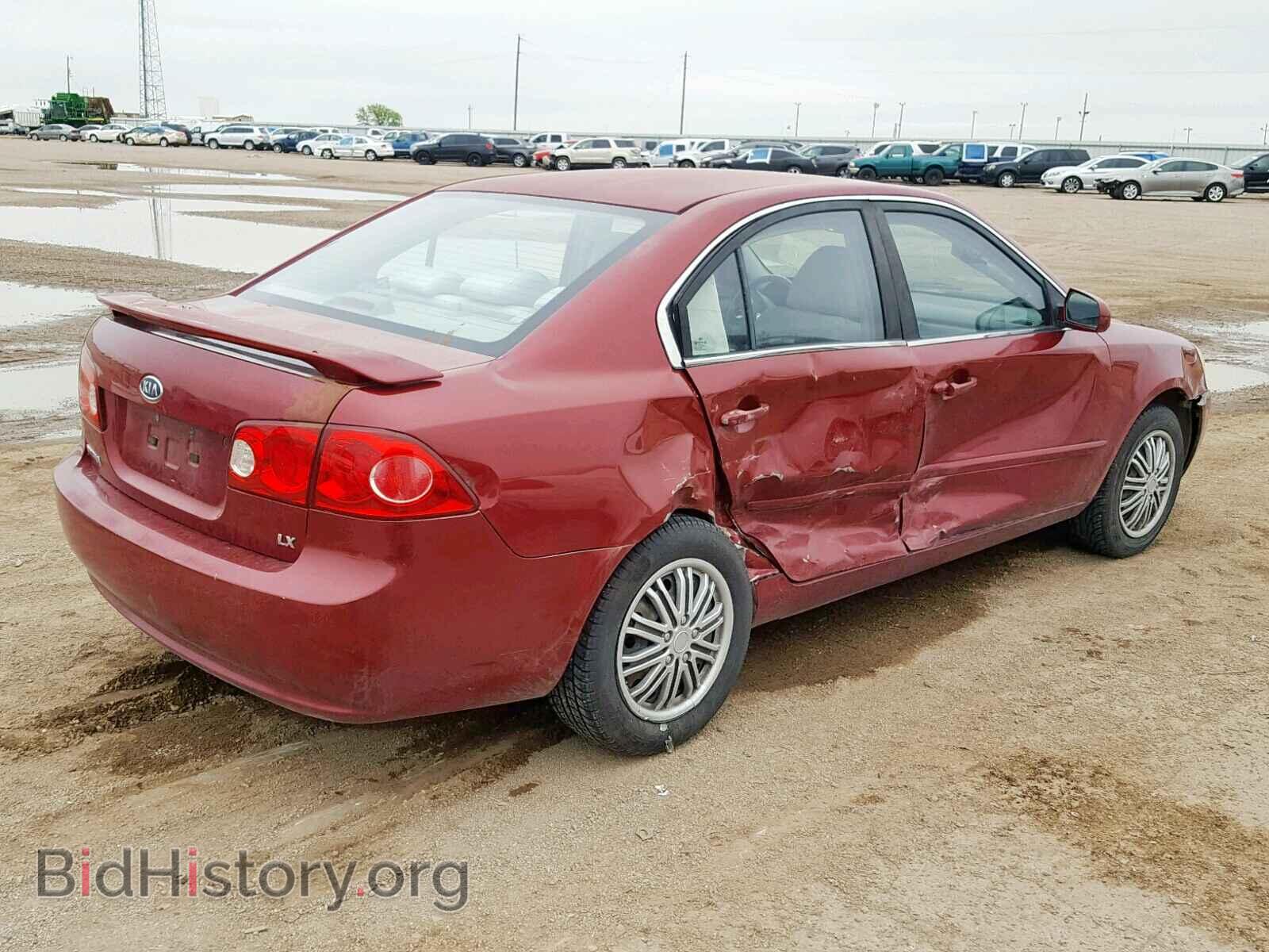 2007 KIA OPTIMA - VIN: KNAGE123975137798 - Фото 4