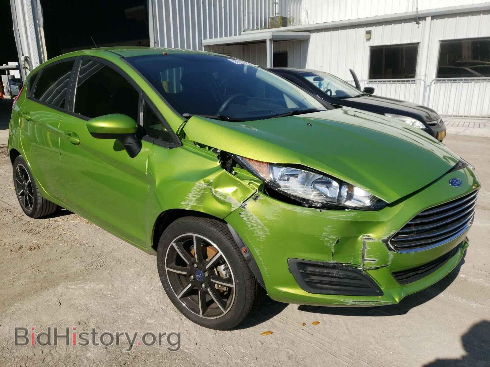 Photo 3FADP4EJ1KM104153 - FORD FIESTA 2019