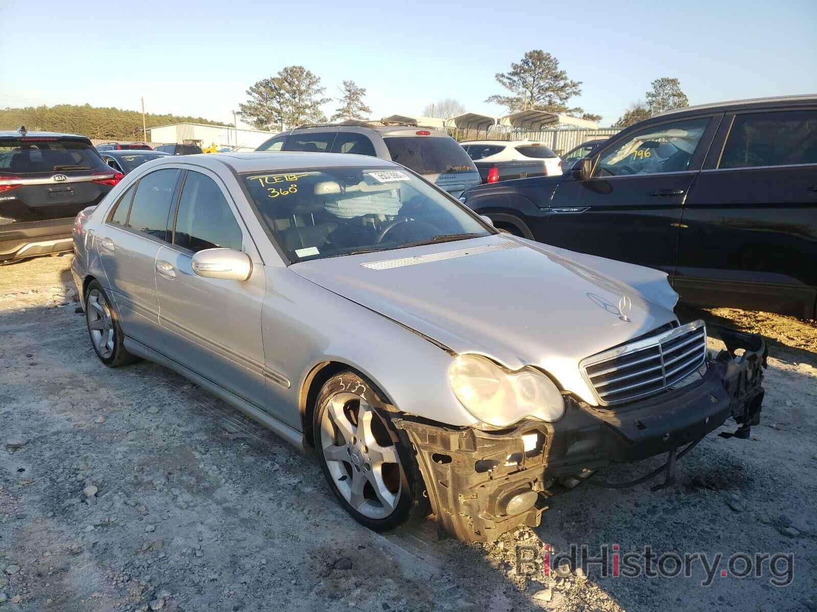 Photo WDBRF52H17E024938 - MERCEDES-BENZ C CLASS 2007