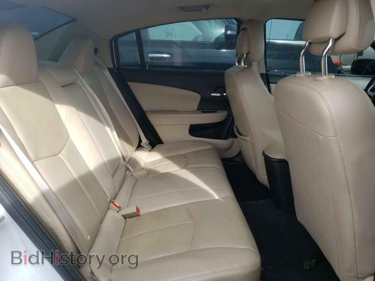 2012 CHRYSLER 200 - VIN: 1C3CCBCG9CN248249 - Фото 6