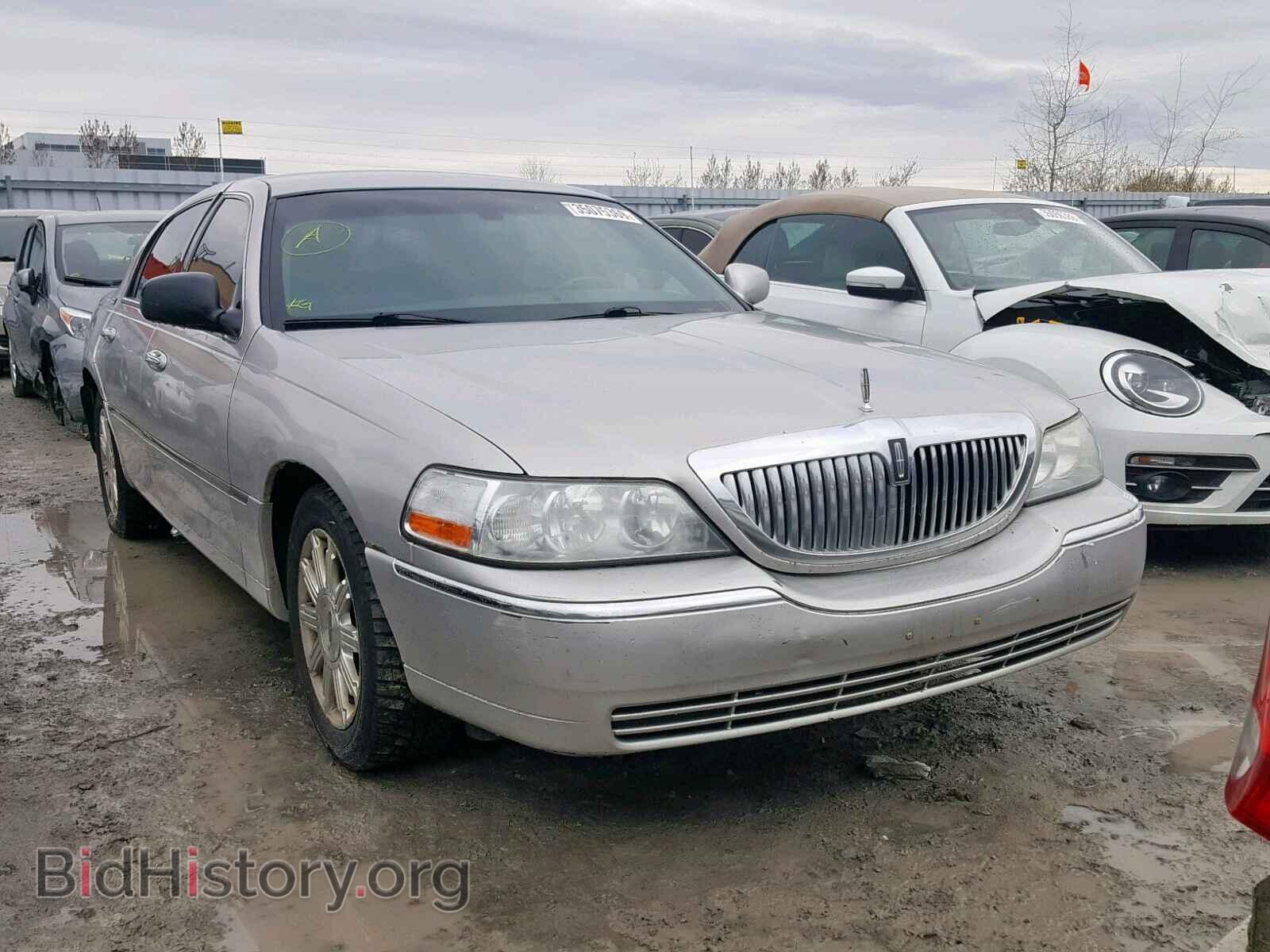 Фотография 2LNBL8CV1BX757303 - LINCOLN TOWNCAR 2011