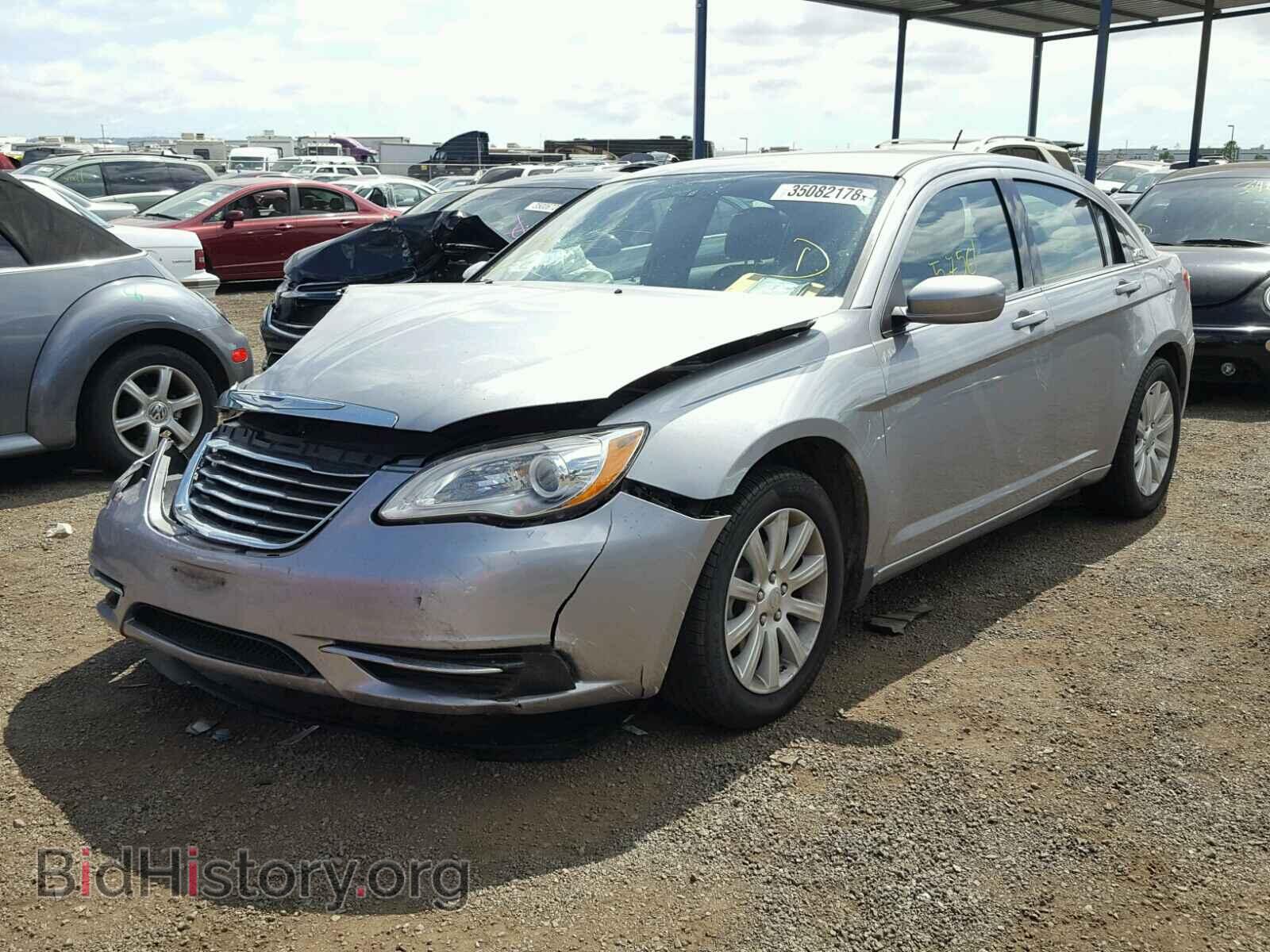 2013 CHRYSLER 200 - VIN: 1C3CCBBB5DN609905 - Фото 2