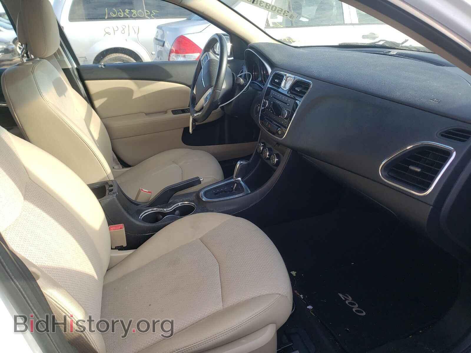 2012 CHRYSLER 200 - VIN: 1C3CCBBG8CN164571 - Фото 5