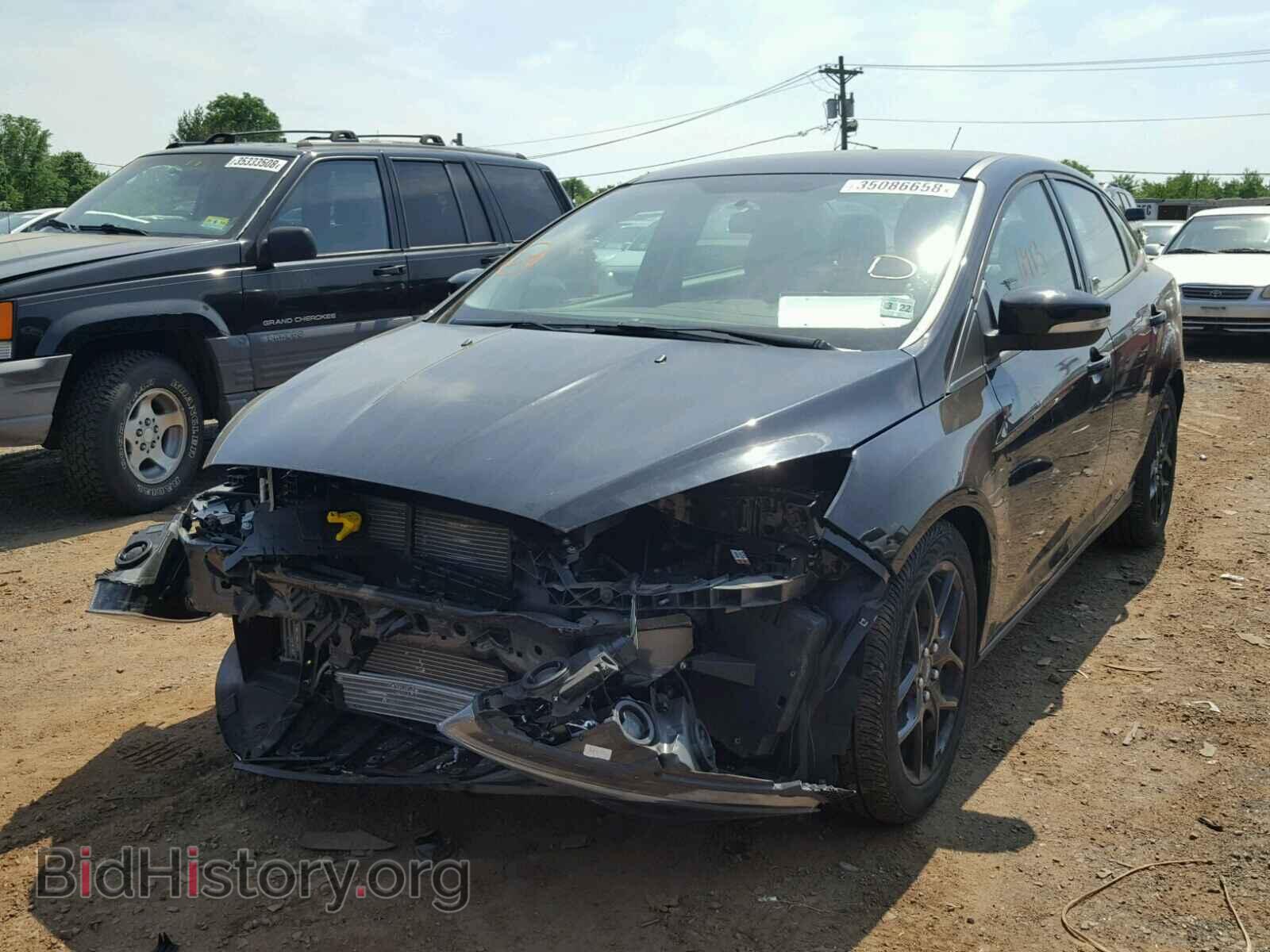 2016 FORD FOCUS - VIN: 1FADP3FE8GL256533 - Фото 2