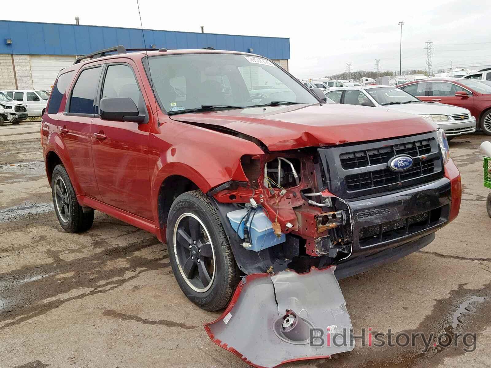 Photo 1FMCU0D70CKA63774 - FORD ESCAPE XLT 2012
