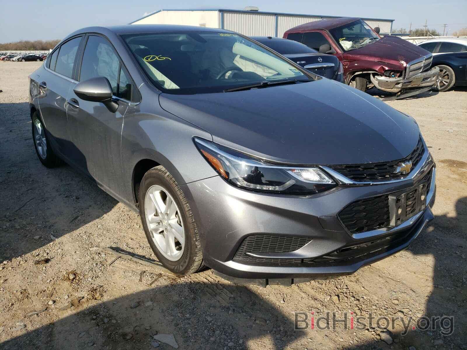 Photo 1G1BE5SM1J7126313 - CHEVROLET CRUZE 2018