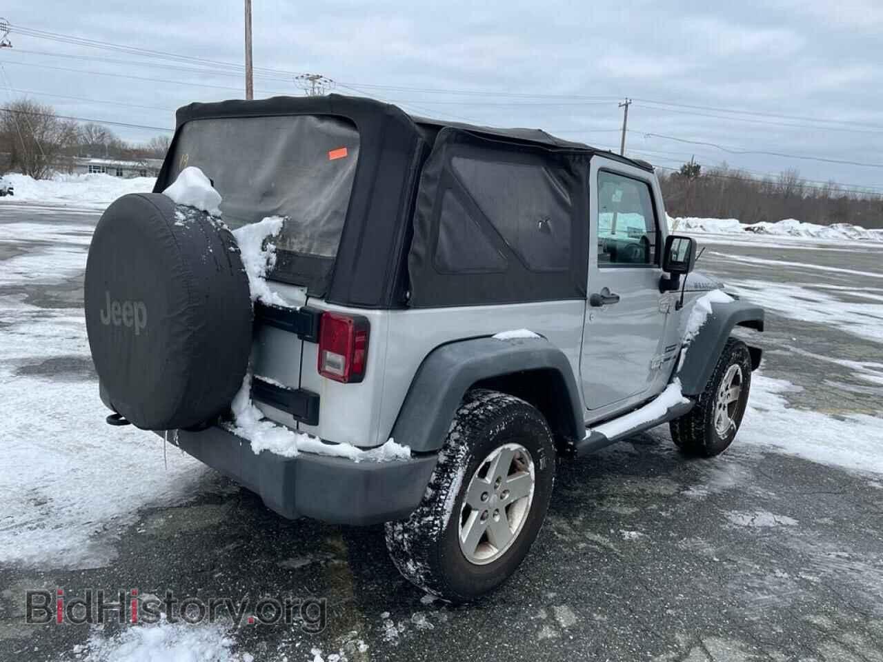 2011 JEEP WRANGLER - VIN: 1J4AA2D13BL610972 - Фото 4