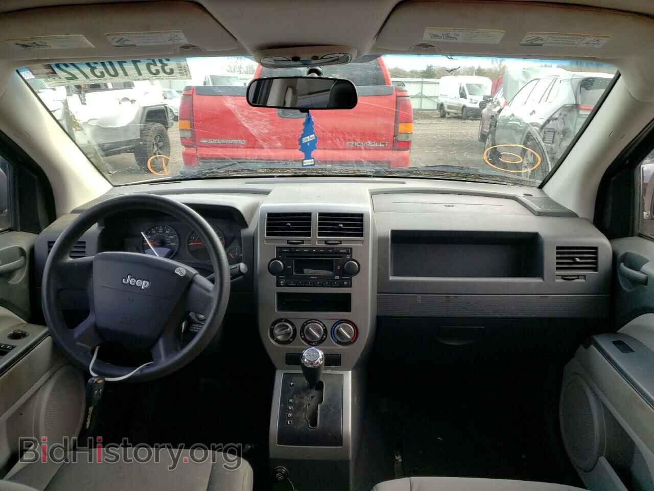 2007 JEEP COMPASS - VIN: 1J8FT47W27D107209 - Photo 9