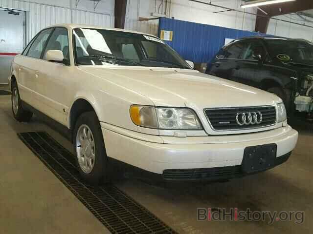 Photo WAUGA84A6TN067266 - AUDI A6 1996