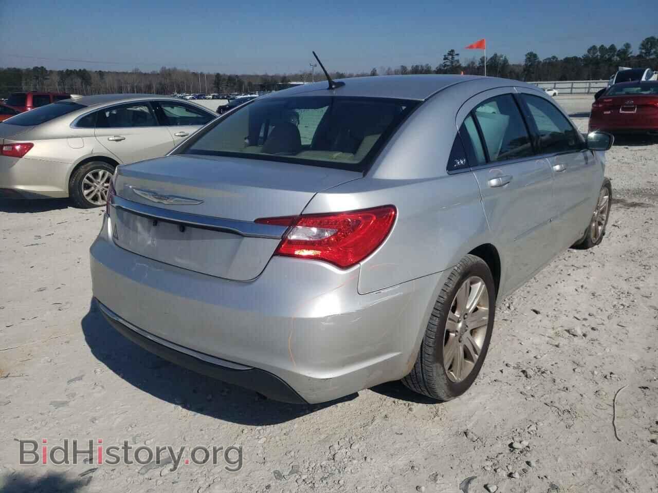 2012 CHRYSLER 200 - VIN: 1C3CCBAB1CN166507 - Фото 4