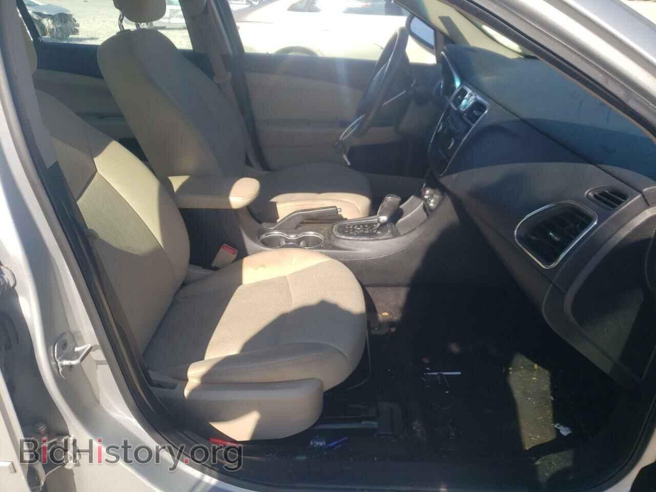 2012 CHRYSLER 200 - VIN: 1C3CCBAB1CN166507 - Фото 5
