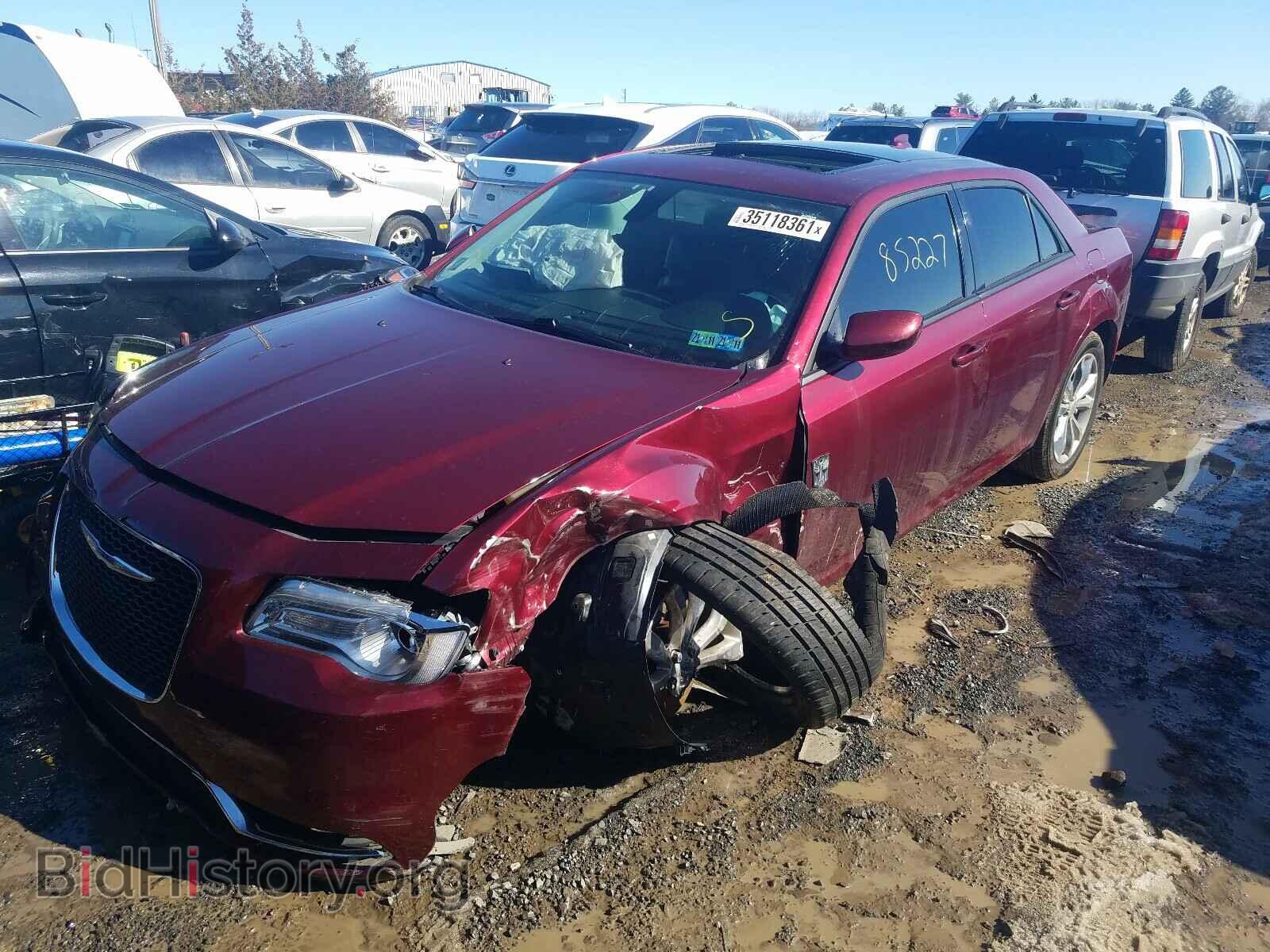 2016 CHRYSLER 300 - VIN: 2C3CCARG5GH270622 - Фото 2