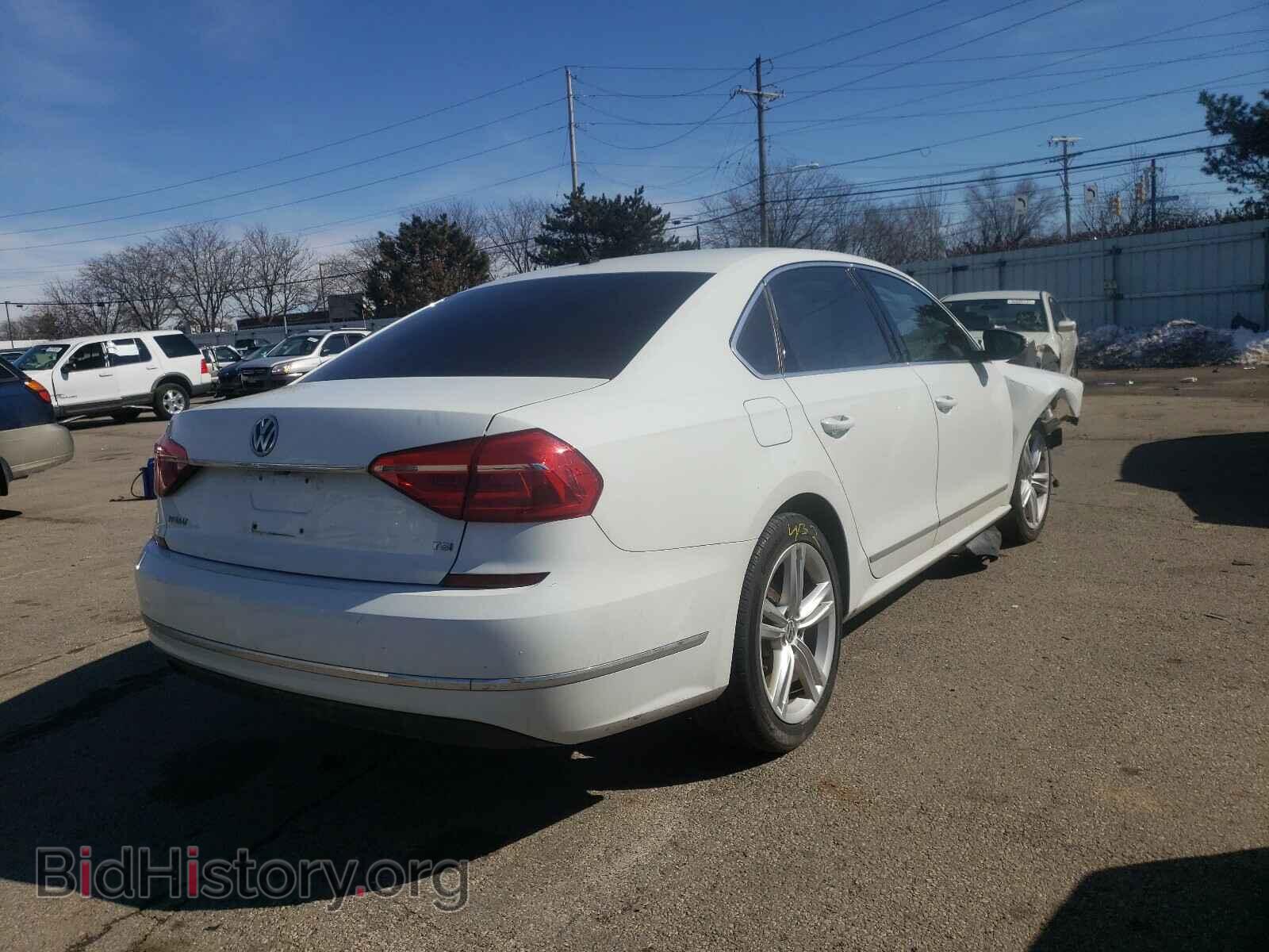 2016 VOLKSWAGEN PASSAT - VIN: 1VWAT7A39GC005281 - Фото 4