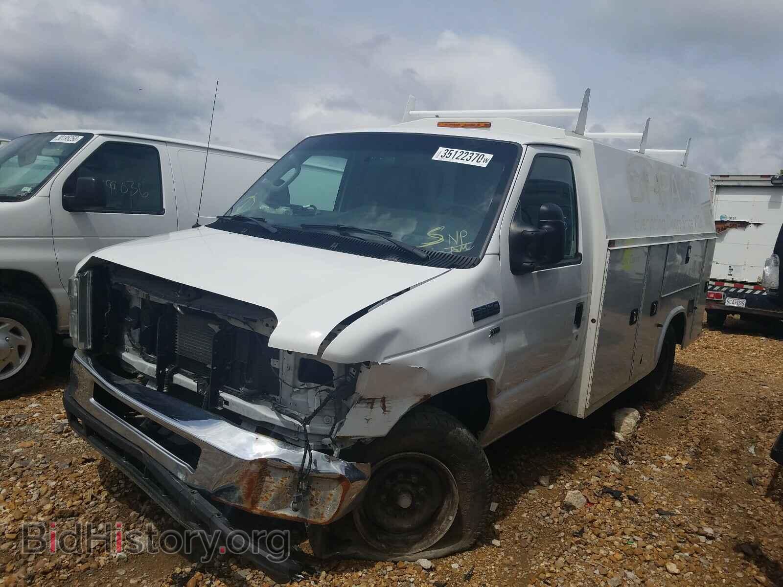 2015 FORD ECONOLINE - VIN: 1FDWE3FL2FDA27048 - Photo 2