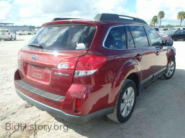 2011 Subaru OUTBACK (VIN 4S4BRCBC5B3331239) — фото 4 из 10