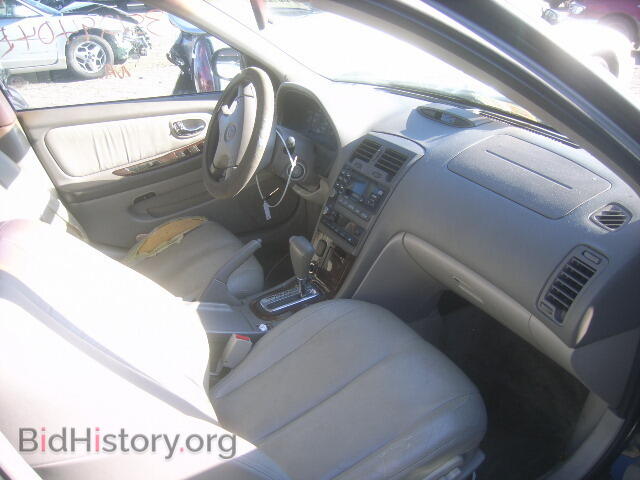 2000 NISSAN MAXIMA - VIN: JN1CA31D8YT732385 - Photo 5