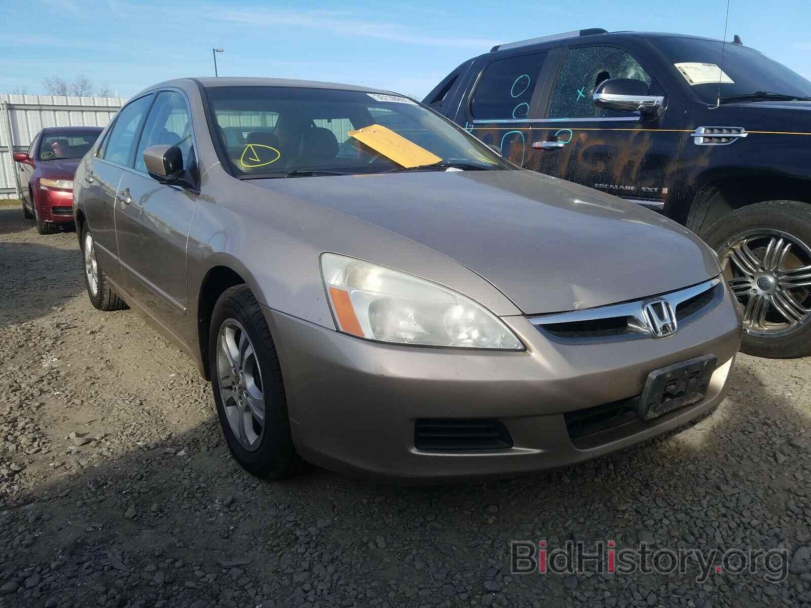 Photo 1HGCM56876A171862 - HONDA ACCORD 2006