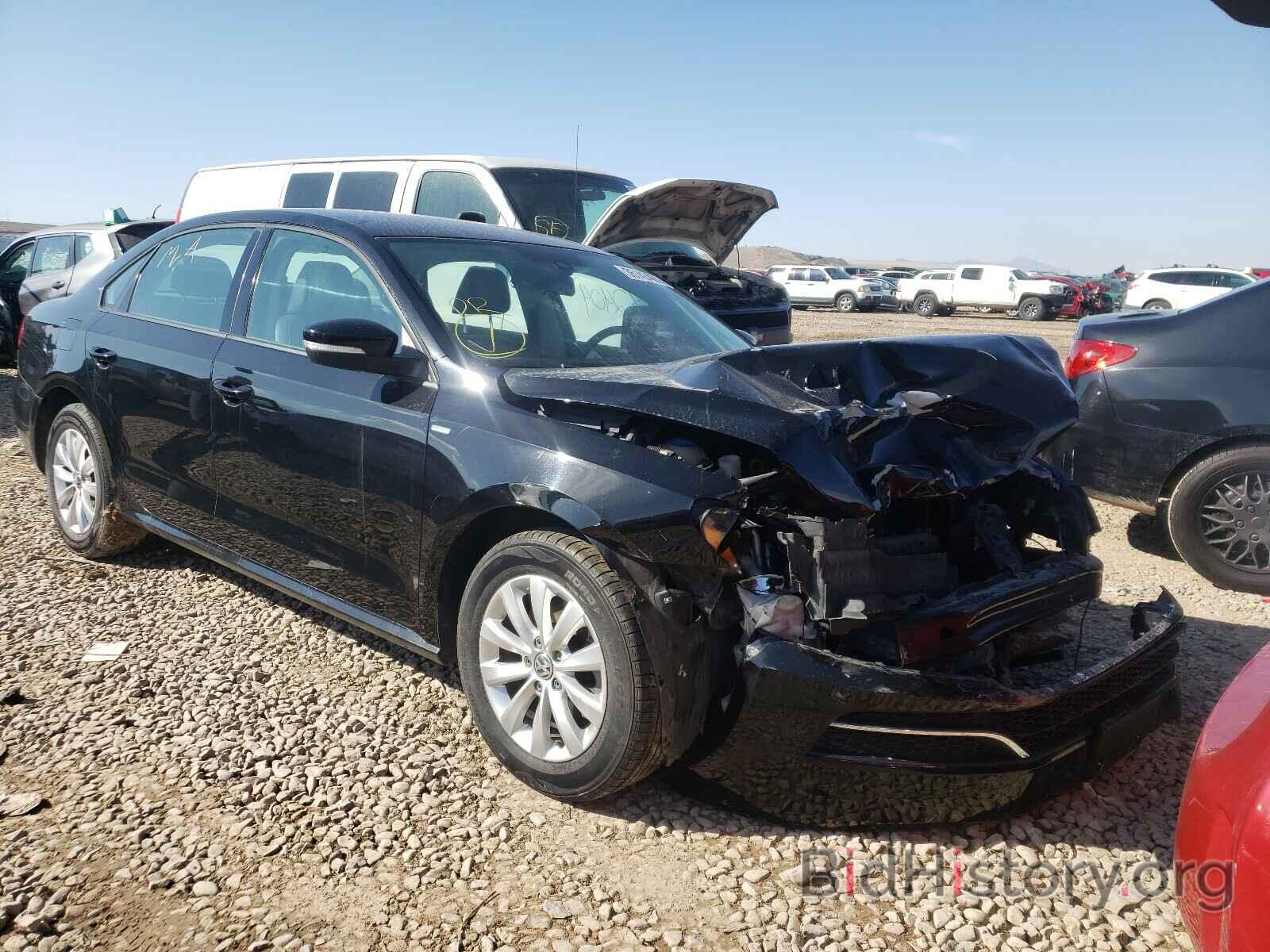 Photo 1VWAT7A31FC038404 - VOLKSWAGEN PASSAT 2015