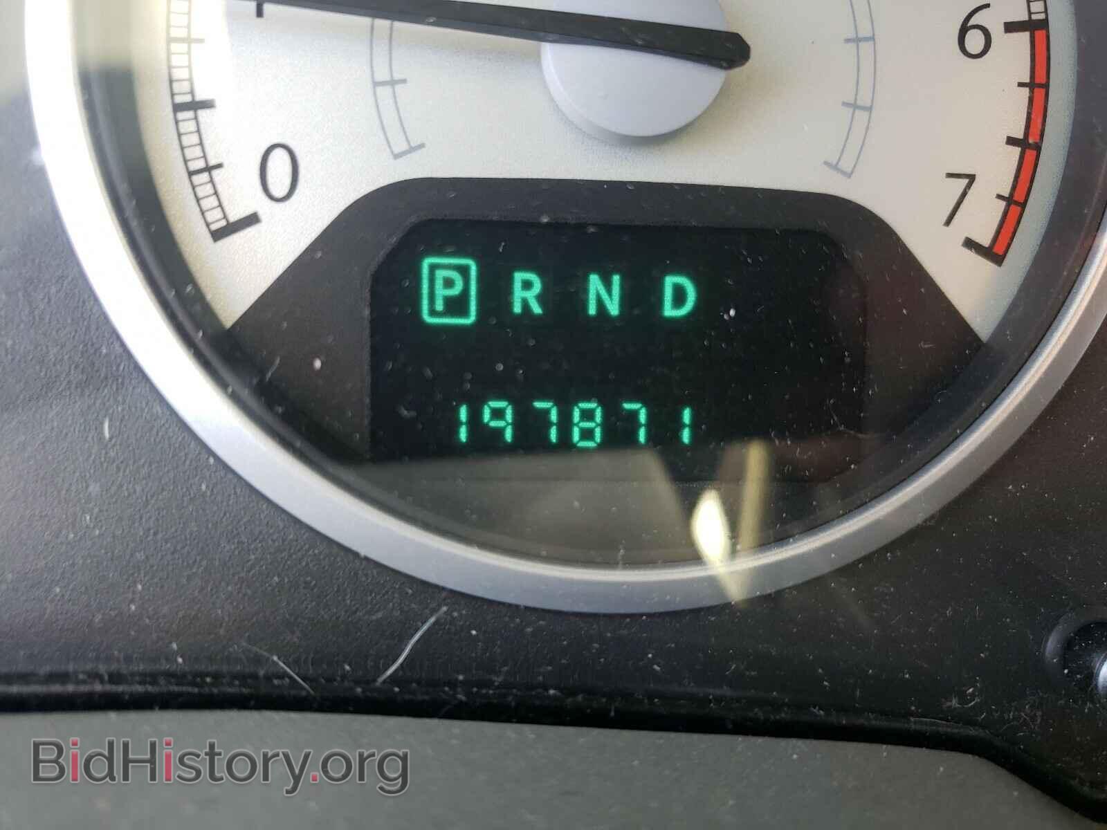 2008 CHRYSLER MINIVAN - VIN: 2A8HR54P88R774875 - Фото 8