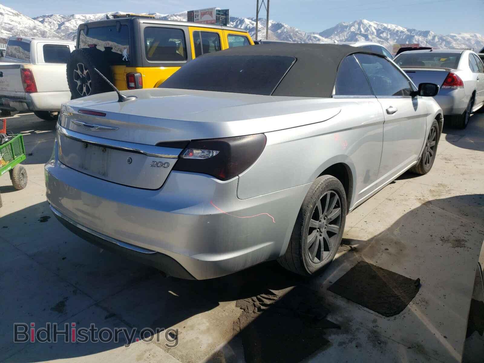 2012 CHRYSLER 200 - VIN: 1C3BCBEB6CN215755 - Фото 4