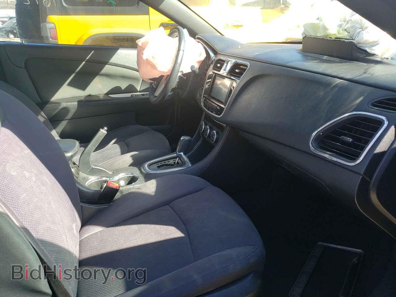 2012 CHRYSLER 200 - VIN: 1C3BCBEB6CN215755 - Фото 5